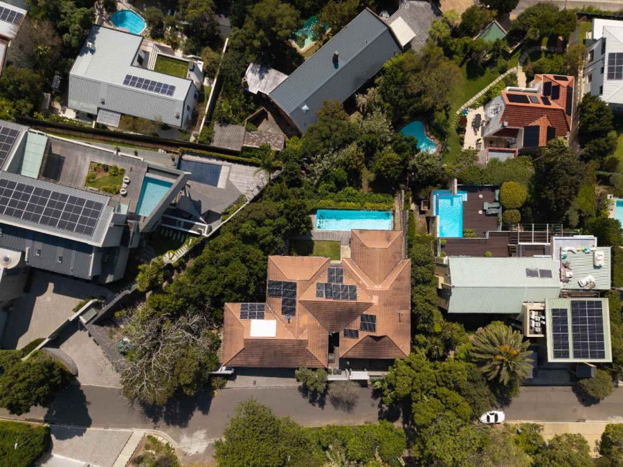 5 Bedroom Property for Sale in Higgovale Western Cape